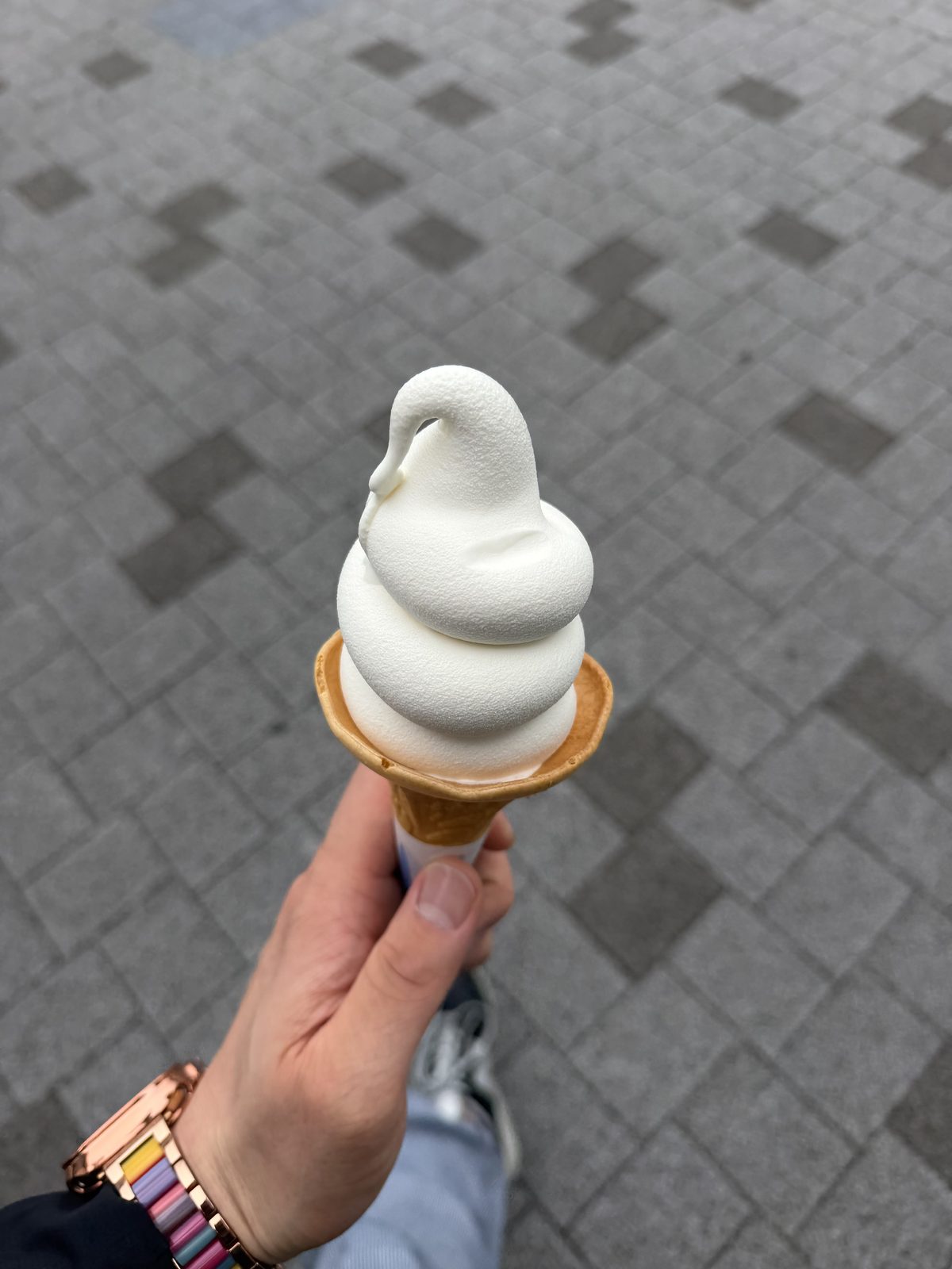 高速道路で食べたバニラソフトクリーム